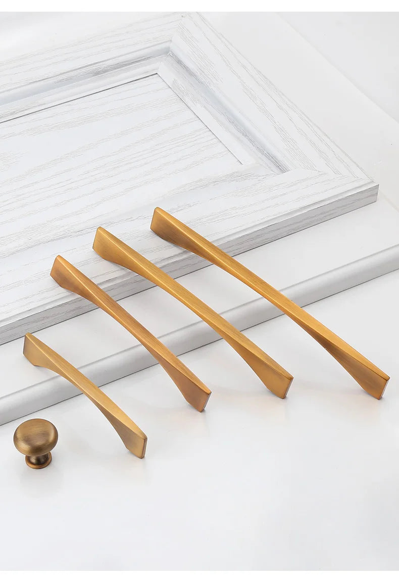 WV Antique Dressers Closet Cabinet Storage Handles Brass Pulls Drawer Hardware Furniture Kitchen accessories Wardrobe Door Knobs