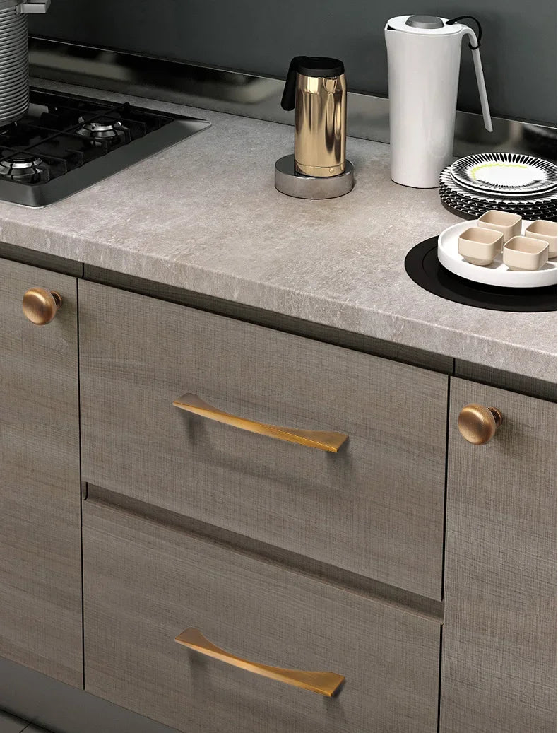 Classical Antique Cabinet Handles Brass Yellow Bronze Pulls Drawer Hardware Furniture Kitchen And Wardrobe Door Knobs