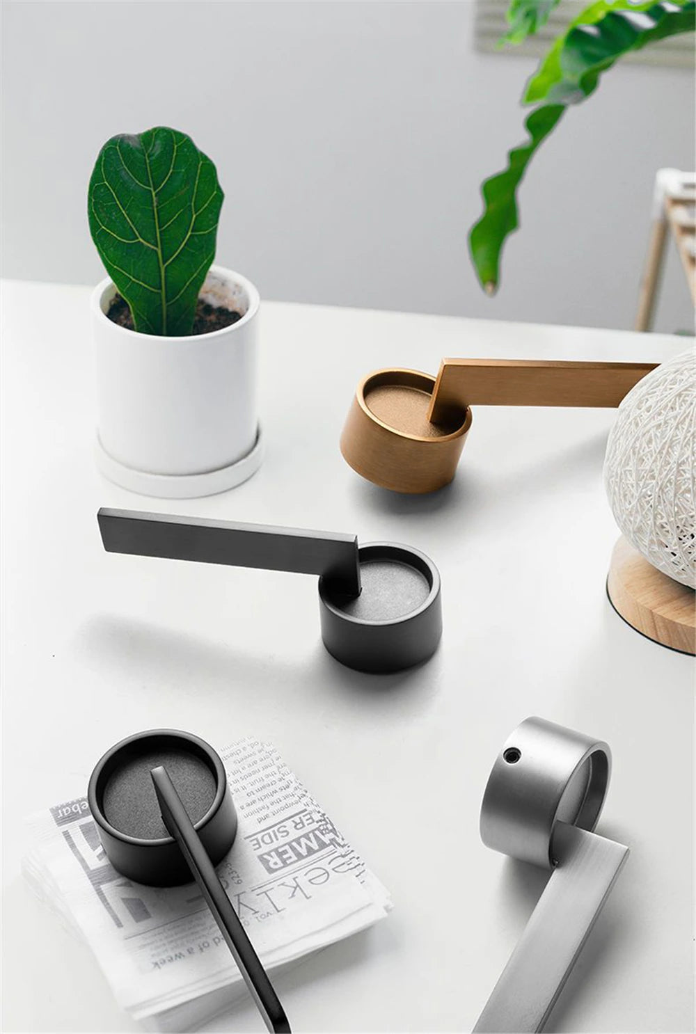 Luxury Silent Door Lock Bedroom Door Handle with Lock Interior Security Door Handle Lock Cylinder Security Mute Split Door Locks